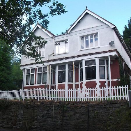 Judy'S B&B Private Home Cardiff Bagian luar foto