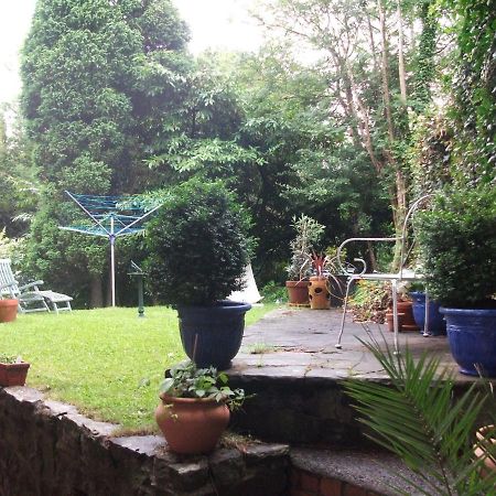 Judy'S B&B Private Home Cardiff Bagian luar foto