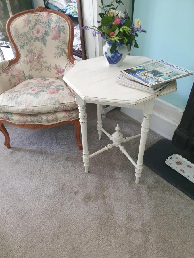 Judy'S B&B Private Home Cardiff Bagian luar foto