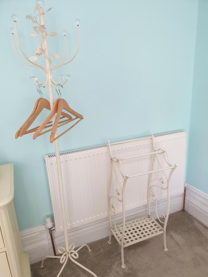 Judy'S B&B Private Home Cardiff Bagian luar foto
